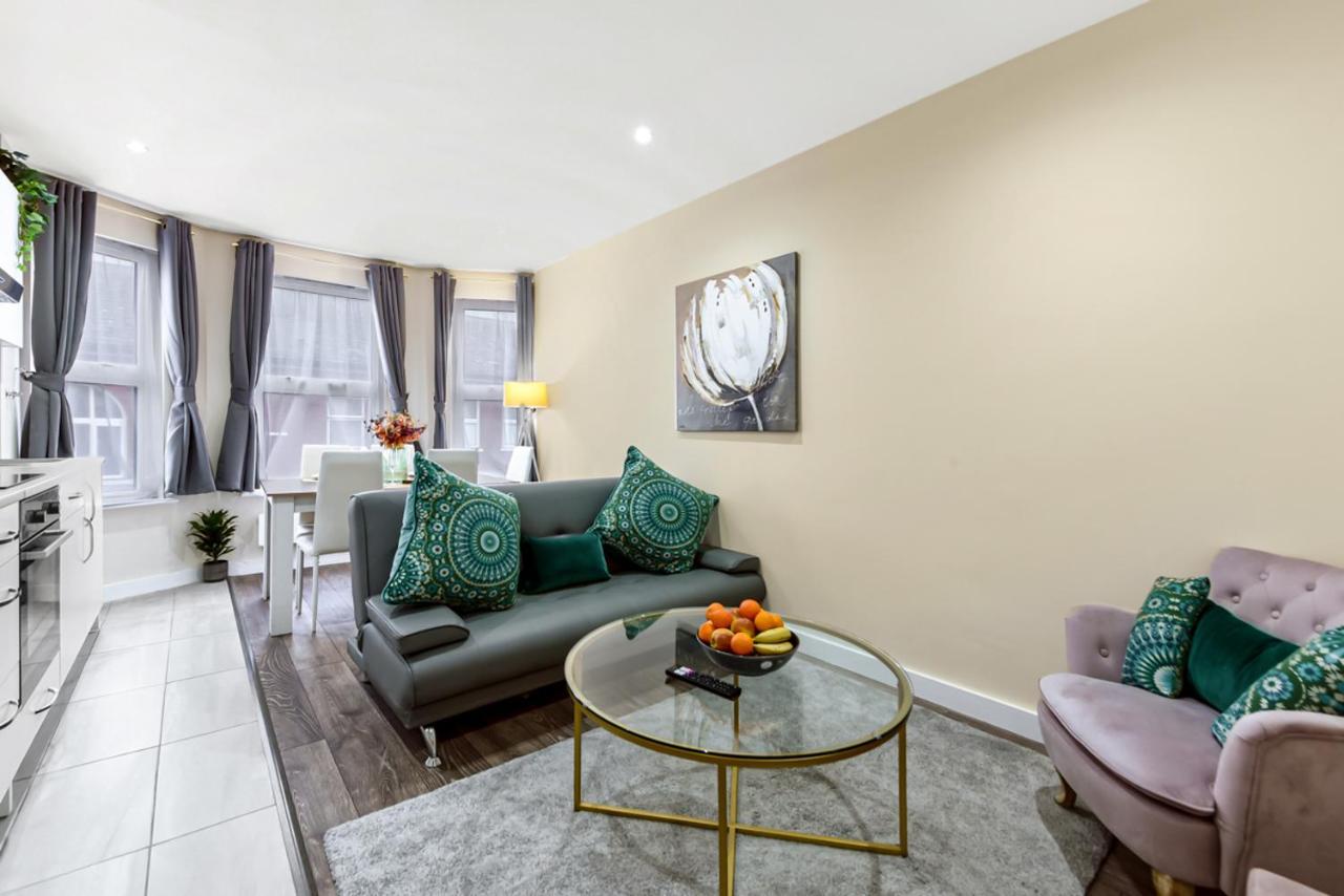 Family Friendly, Zone 2, 2 Beds, Overground London Exterior foto